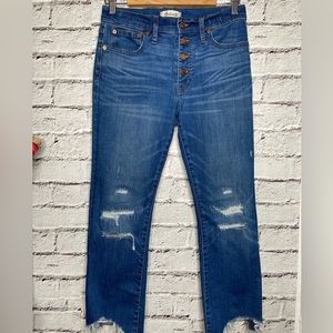 Madewell Jeans. Cropped, knees ripped details, cropped. Size 27